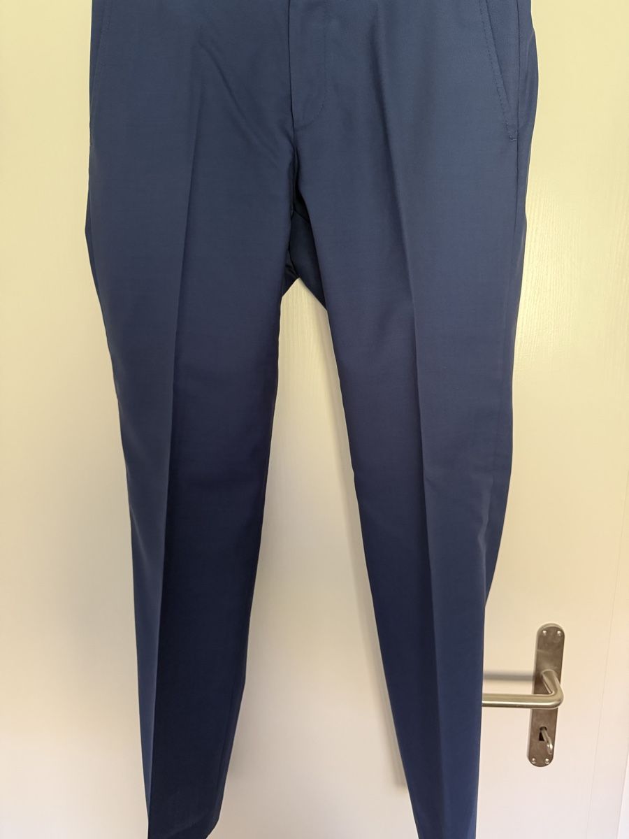 Tommy Hilfiger Anzüge: Costume bleu Tommy Hilfiger – Gebraucht aus Ravoire von FredLatourre 2
