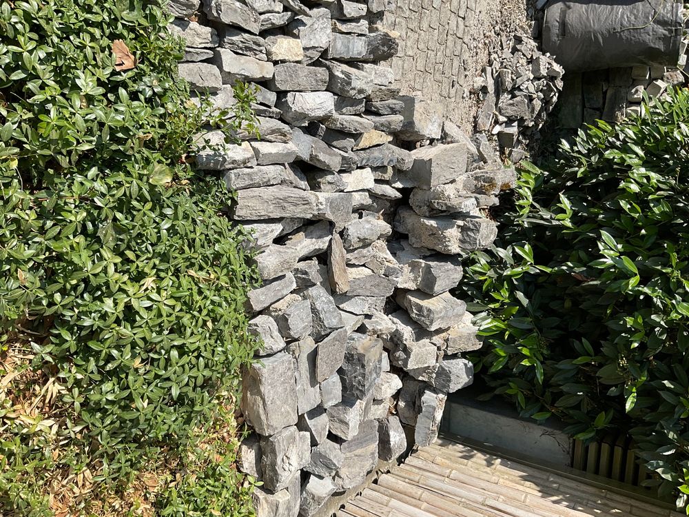 Tolle Natursteine viele Grössen für Mauer , Kräuterschnecke Kaufen