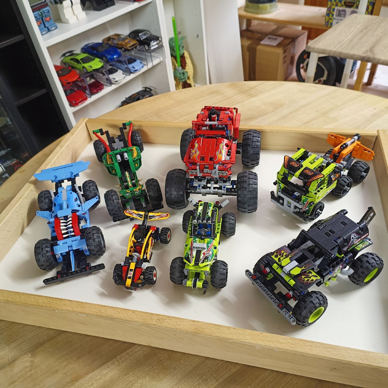 Lego Kit di costruzioni: Konvolut Lego Technic Monster Truck ect. – Usato da Trun venduto da mauiwowie