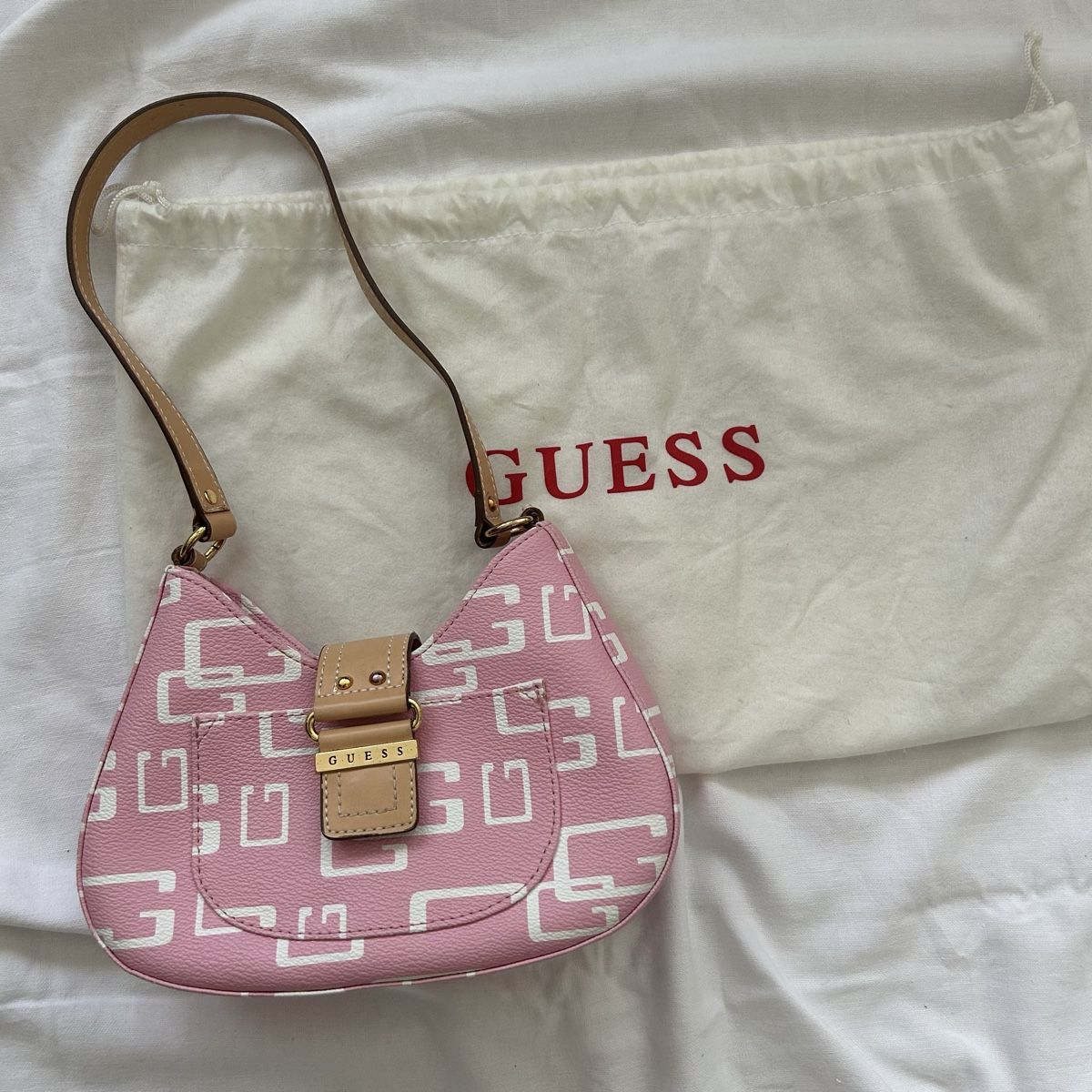 Guess Borse da donna: Sac guess vintage y2k rose – Usato da Genève venduto da Niara18 1