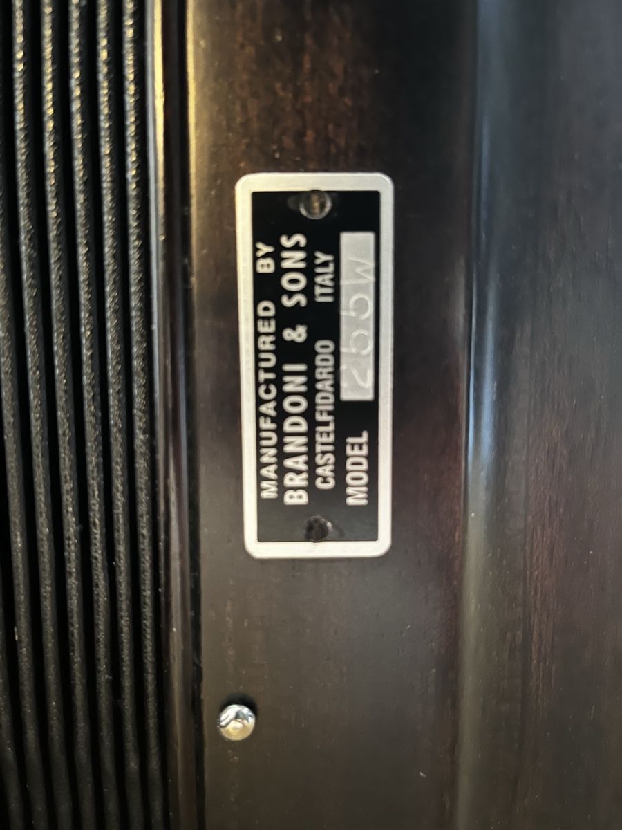 Musikinstrumente: Brandoni Mahagony 255W LI – Gebraucht aus Rapperswil SG von maminaballerina 2
