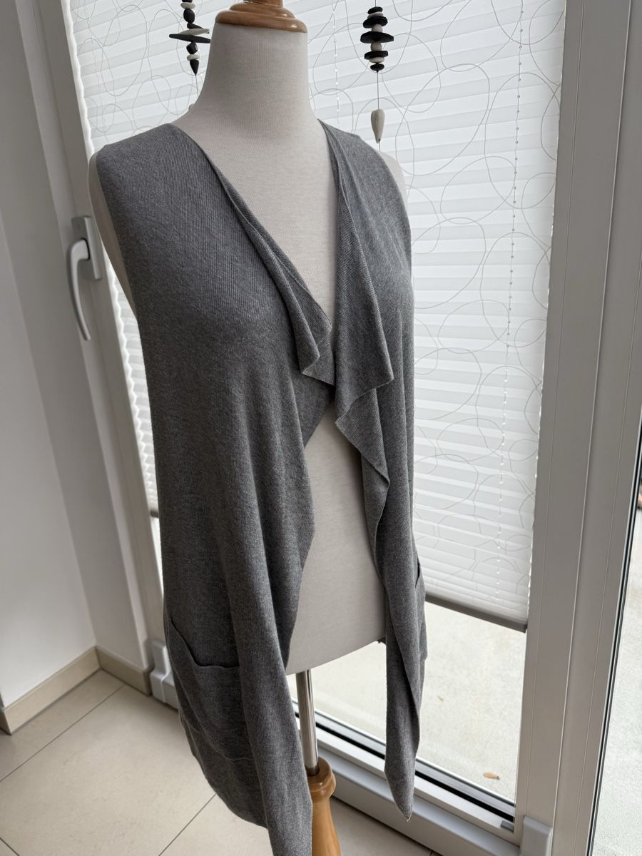 Gilet & Giacche senza maniche: Gilet – Usato da visp venduto da Kmemo1