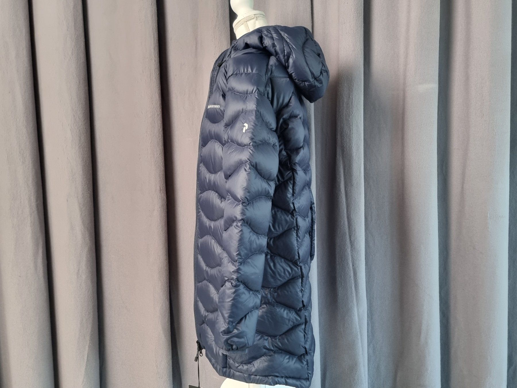 Peak Performance Giacche: PeakPerformance Daunenjacke XS Damen – Usato da Urtenen-Schönbühl venduto da Restwert_Schoenbuehl 2