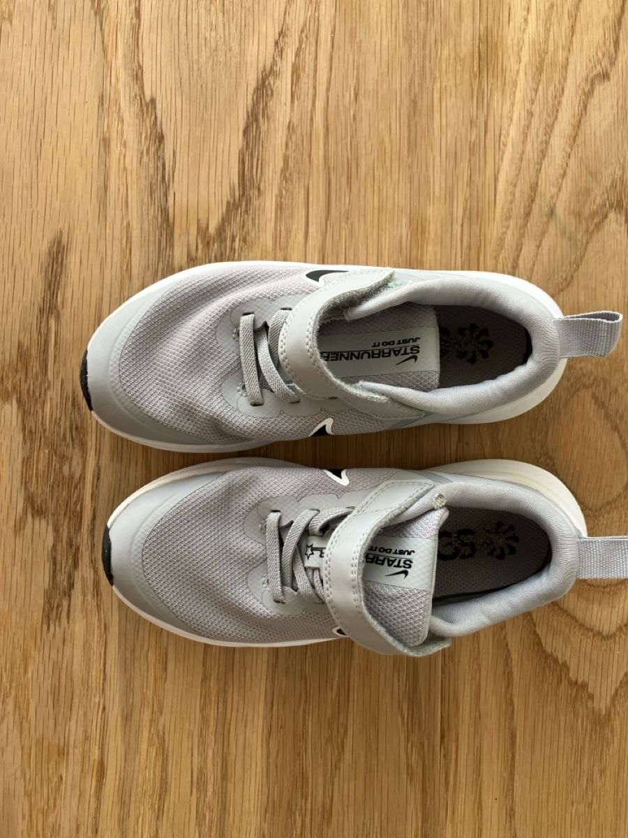 Nike Scarpe per ragazzi: Nike starrunner 29.5 – Usato da Birmensdorf ZH venduto da Valerushe 2