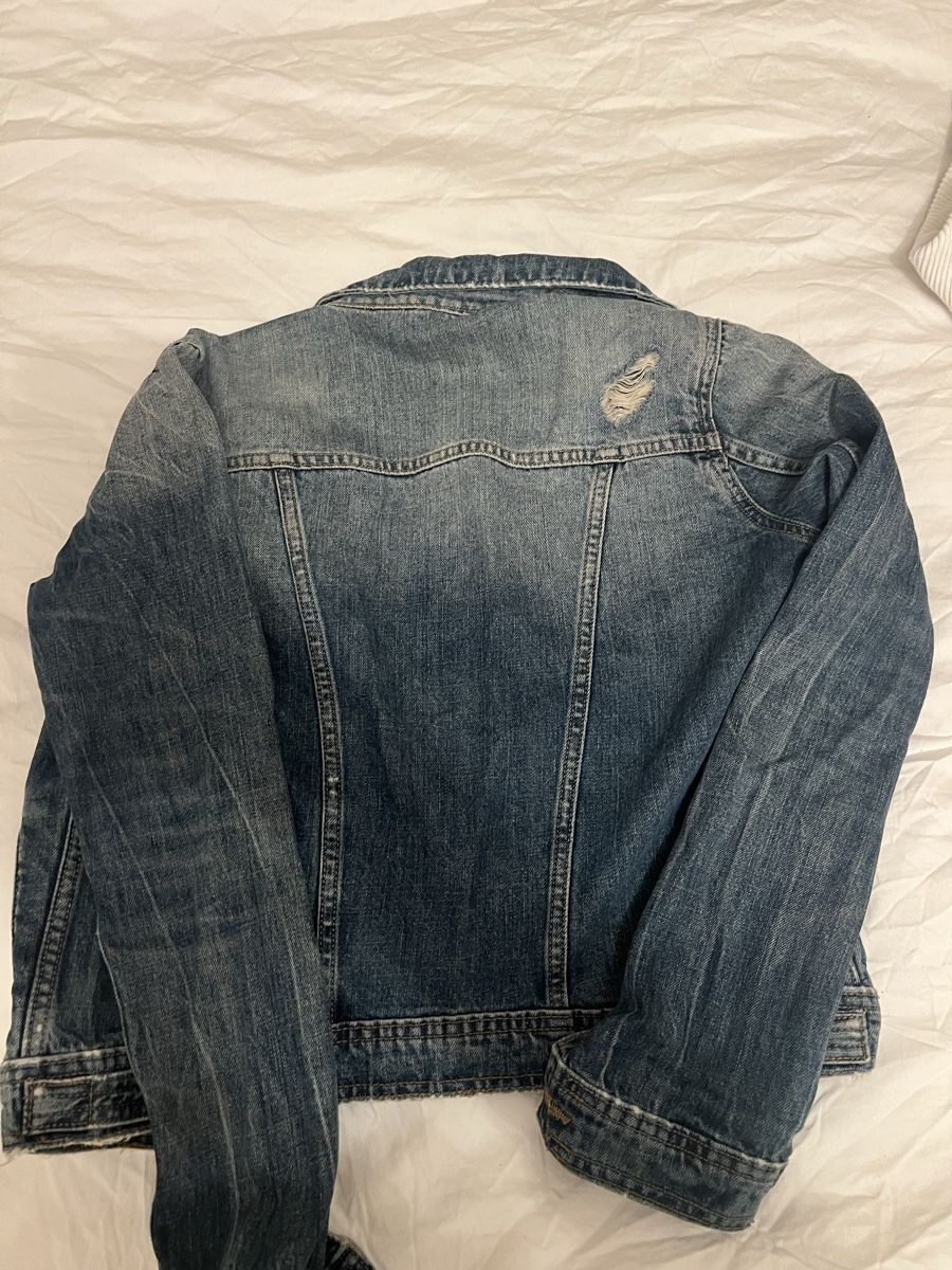 Zara Jacken: Zara denim jacket – Gebraucht aus Erlenbach ZH von Ma.Pi 1