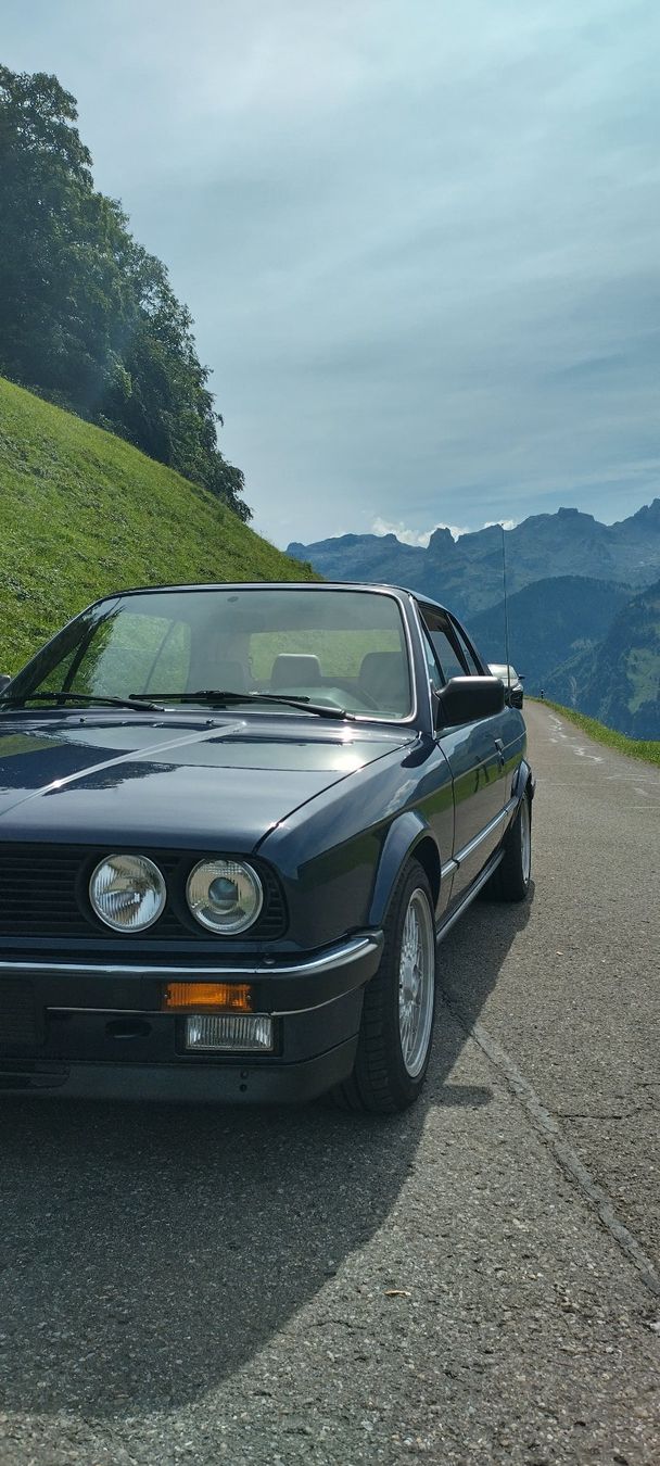 BMW Autos: BMW E30 325i A Cabrio – Gebraucht aus Goldau von Bertens 2