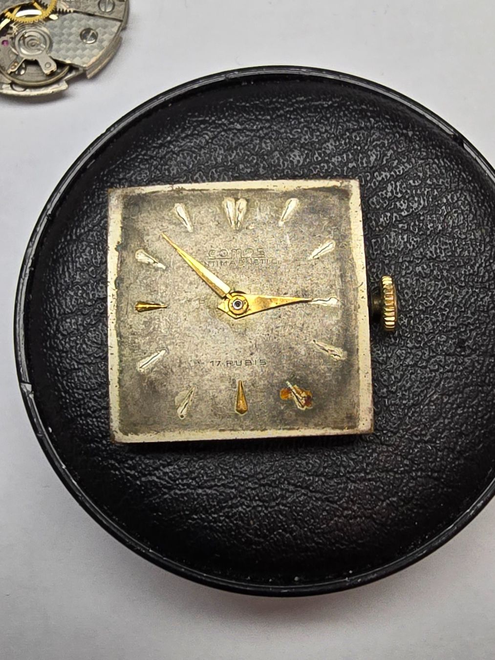 Orologi: Mouvement Inconnu – Difettoso da Tramelan venduto da Nirdan
