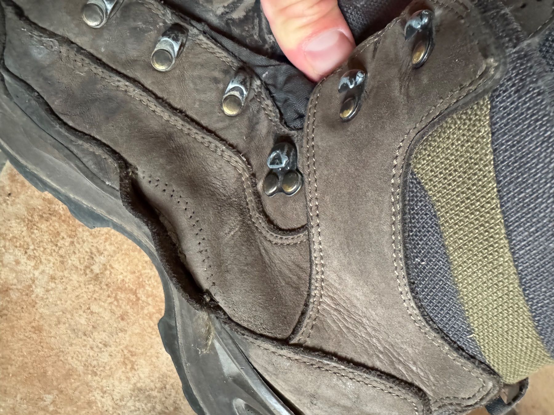 Lowa Scarpe da uomo: Lowa Renegate GTX mid Wanderschuhe Grosse 45 – Usato da Hasliberg Hohfluh venduto da dio_vd7f 3