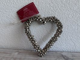 Décoration de coeur en clochette neuf