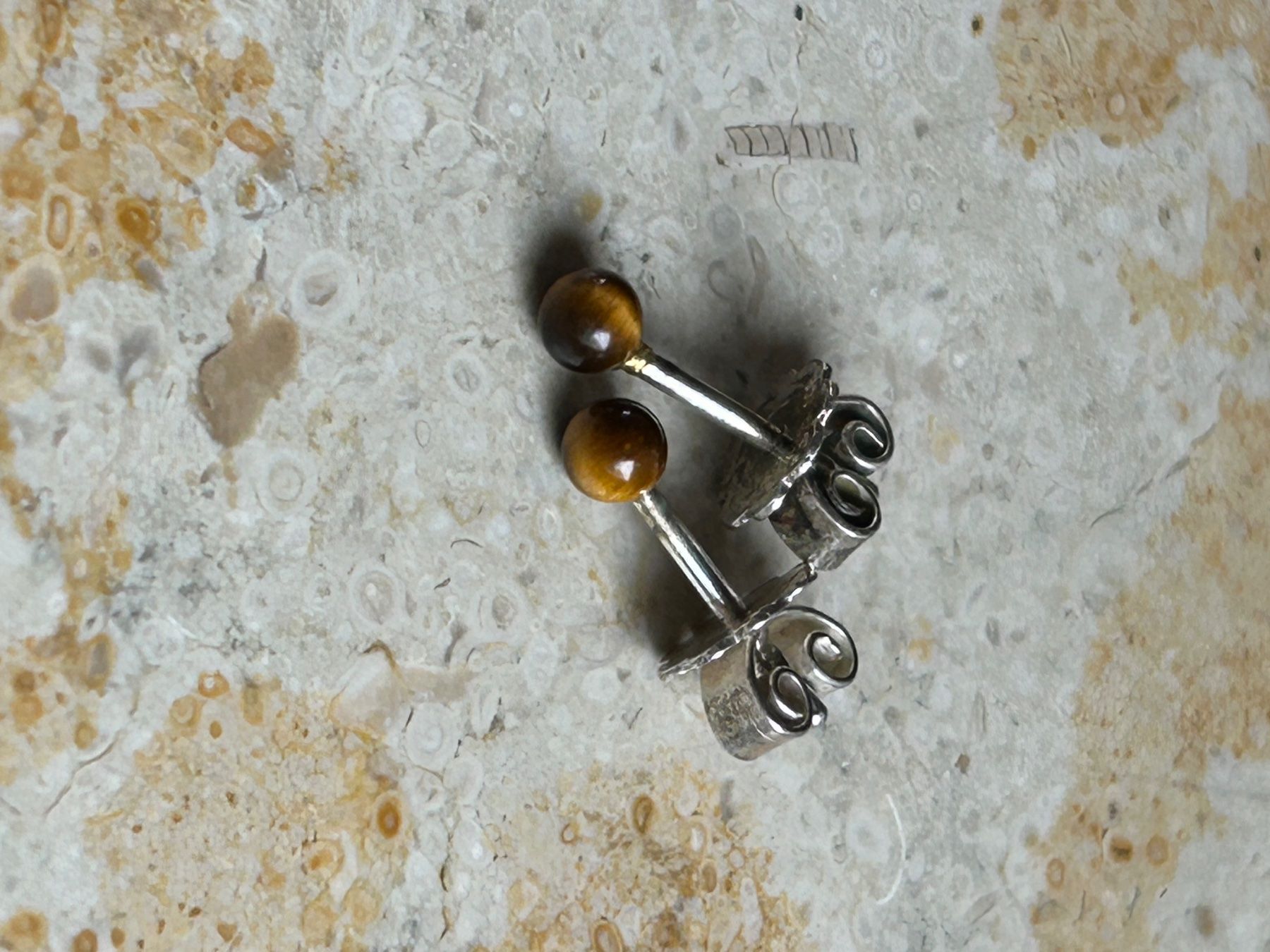 Orecchini pendenti & Orecchini a lobo: Silberohrenstecker TIGERAUGEN knopf – Usato da Dittingen venduto da Bellevista 2