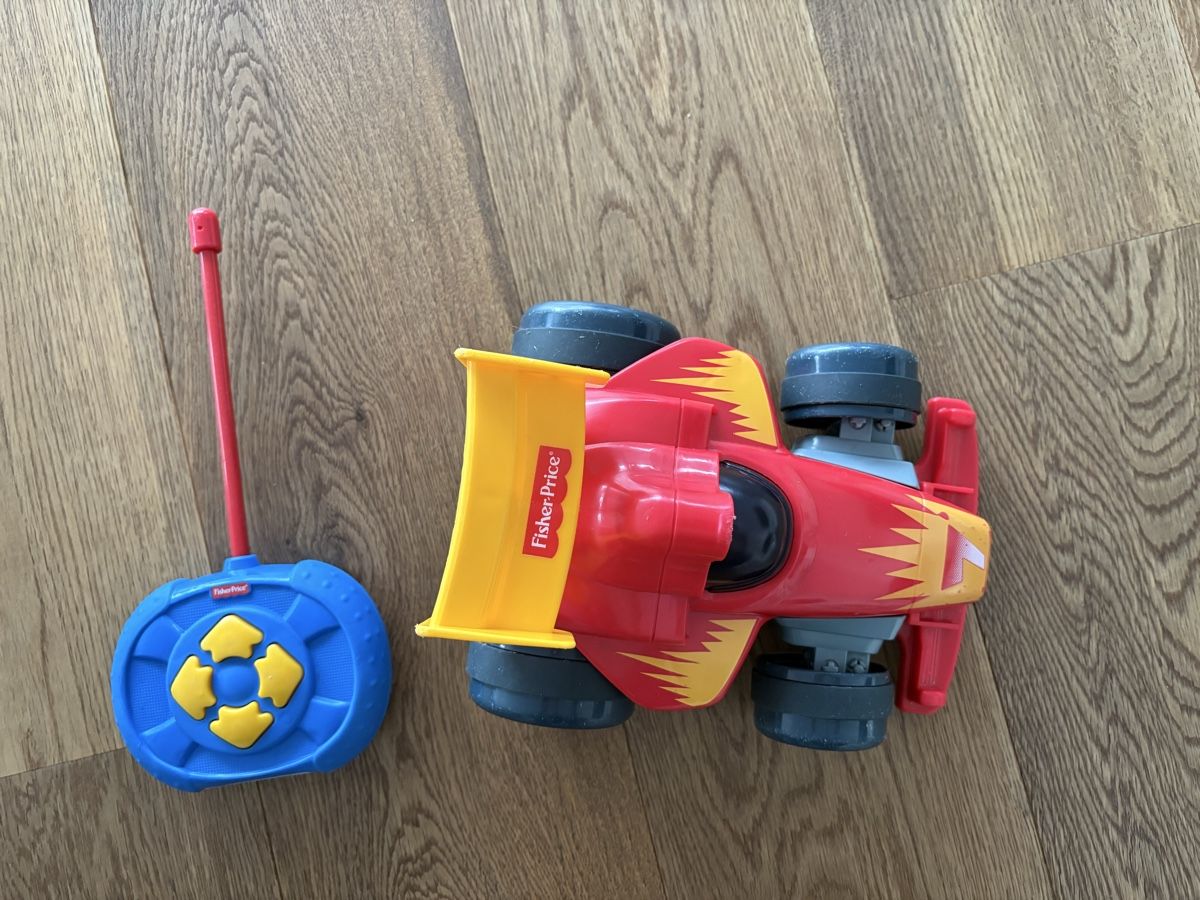 Fisher-Price Spielzeuge: Fisher Price Rennauto, ferngesteuert – Gebraucht aus Horgen von Rafnaf 2