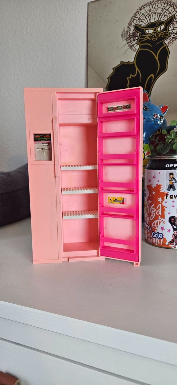 Giocattoli: Vintage Barbie Kühlschrank – Usato da Dättwil AG venduto da son_x2fq 3