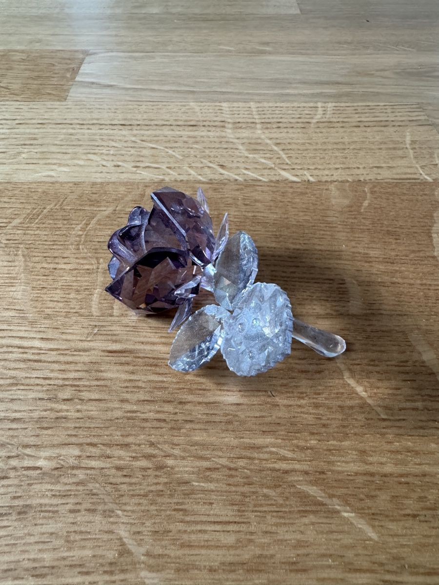 Swarovski Tutte le decorazioni: Swarovski Rose, Lila, Dekoration – Usato da Rickenbach Sulz venduto da Selina9 1