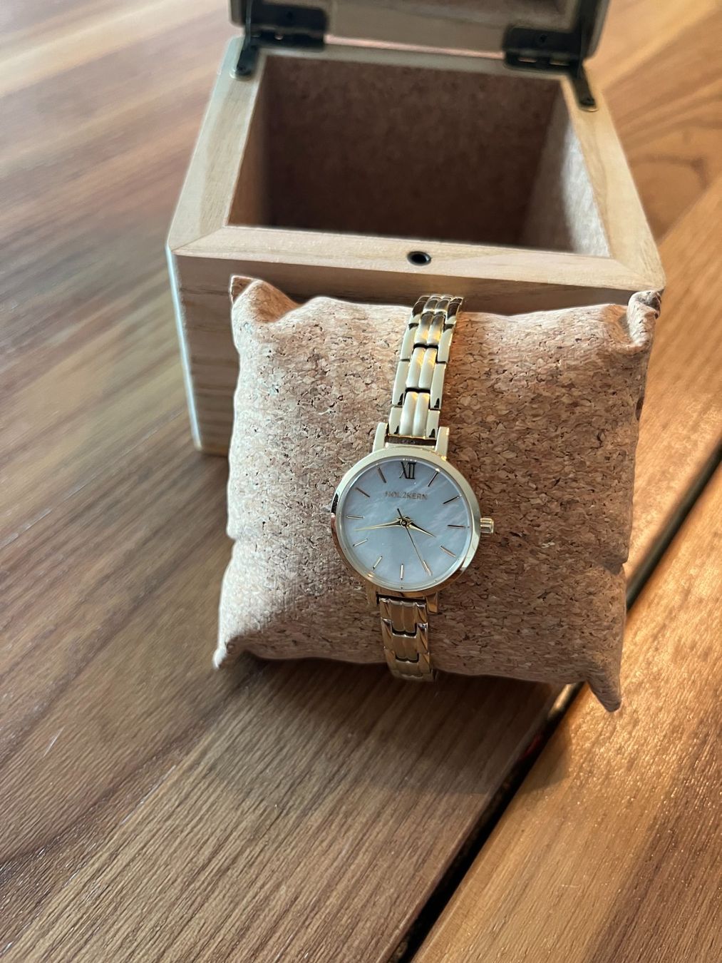 Orologi: Damenuhr Holzkern – Nuovo (secondo la descrizione) da Egerkingen venduto da simsigi