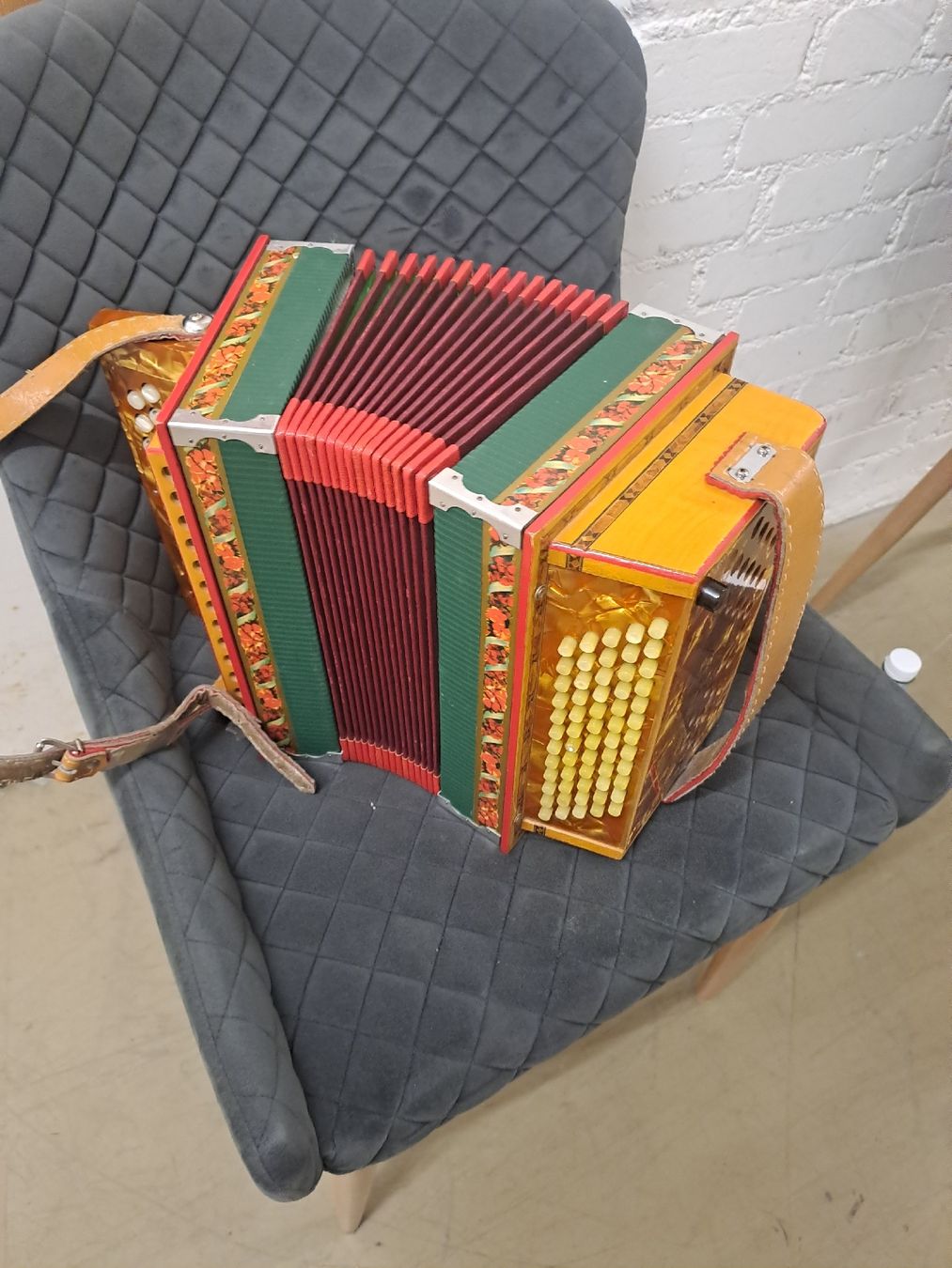 Strumenti musicali: schwyzerorgeli chromatisch – Usato da Villeneuve venduto da BibiVintage 2