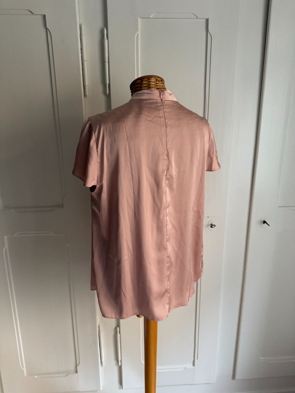Blusen: Satin Bluse altrosa fliessend M – Gebraucht aus Zürich von Diazaio 2