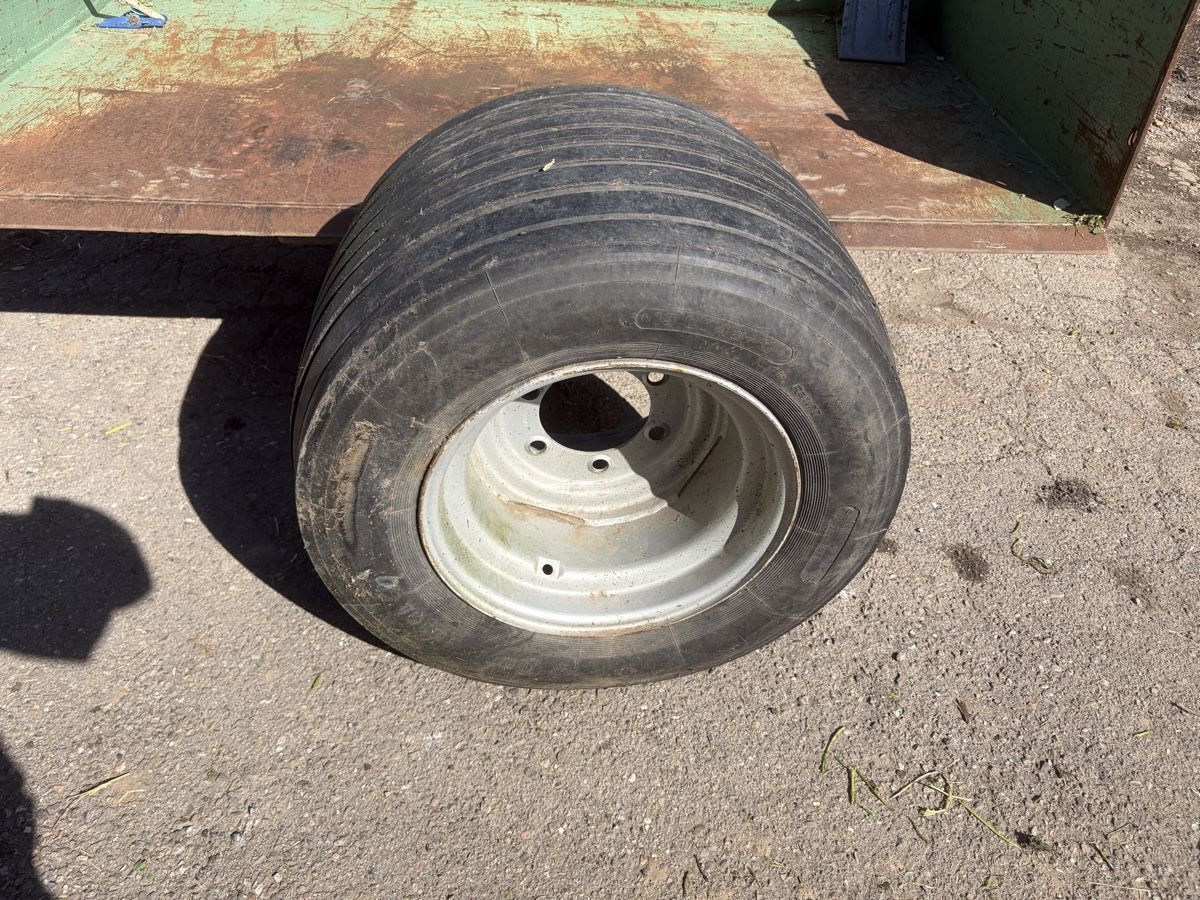 Pneus & Kompletträder: Komplettrad 19.0/45-17 – Gebraucht aus Züberwangen von pippo685