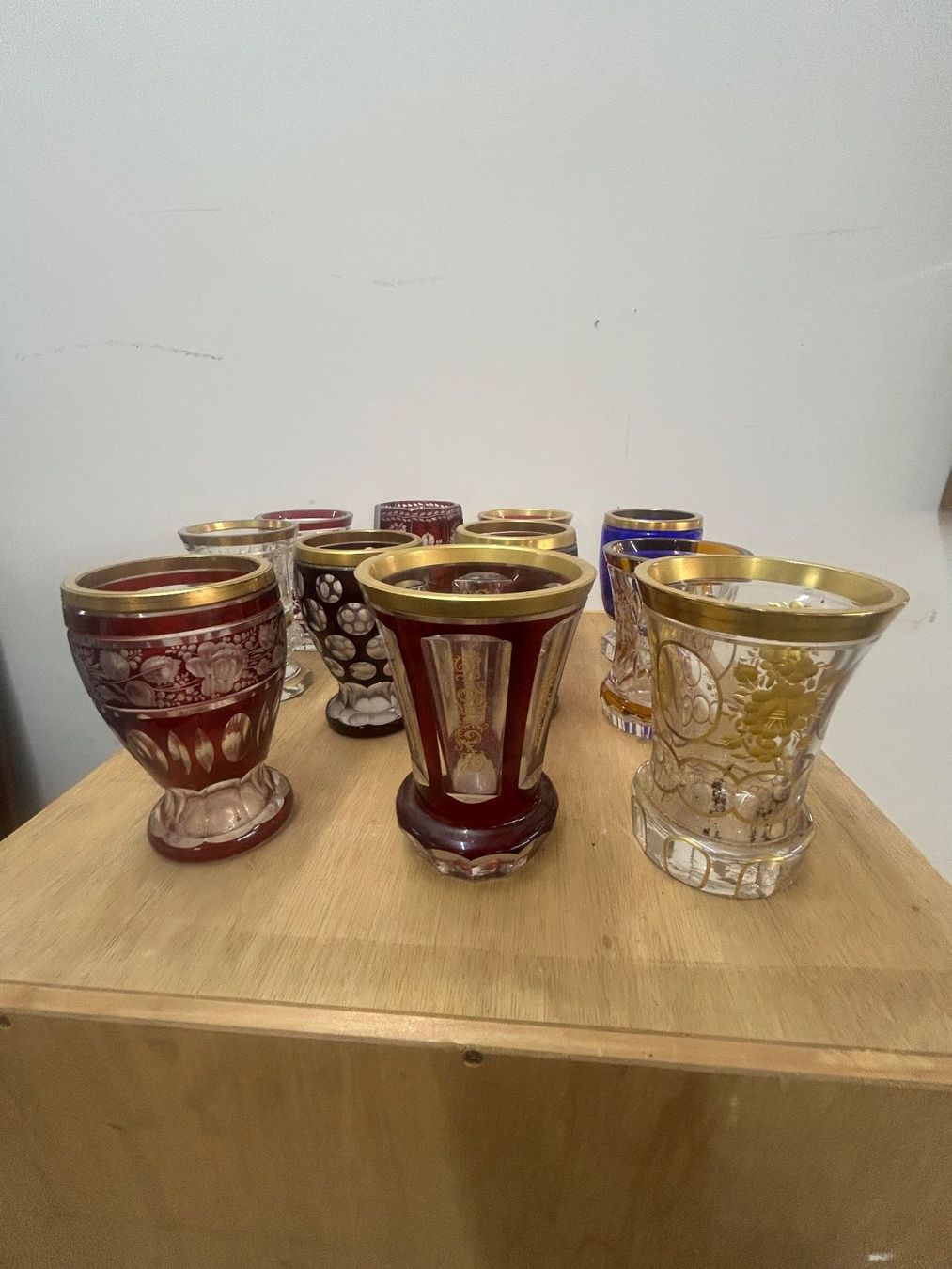 Verres: 11 böhmische Ranftgläser Taubenglas eher neuere Arbeit – D'occasion à Zürich par Levelart 5