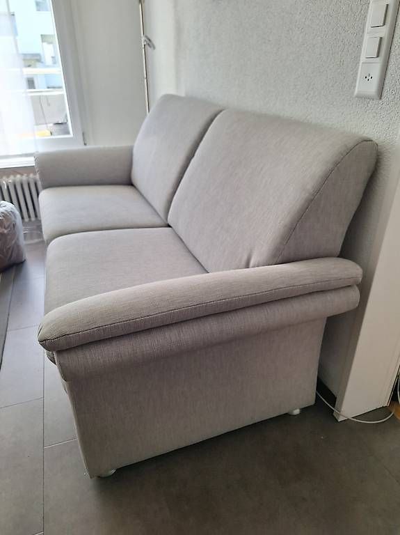 Divani: 2-er Sofa neuwertig – Usato da Gommiswald venduto da rapidracer