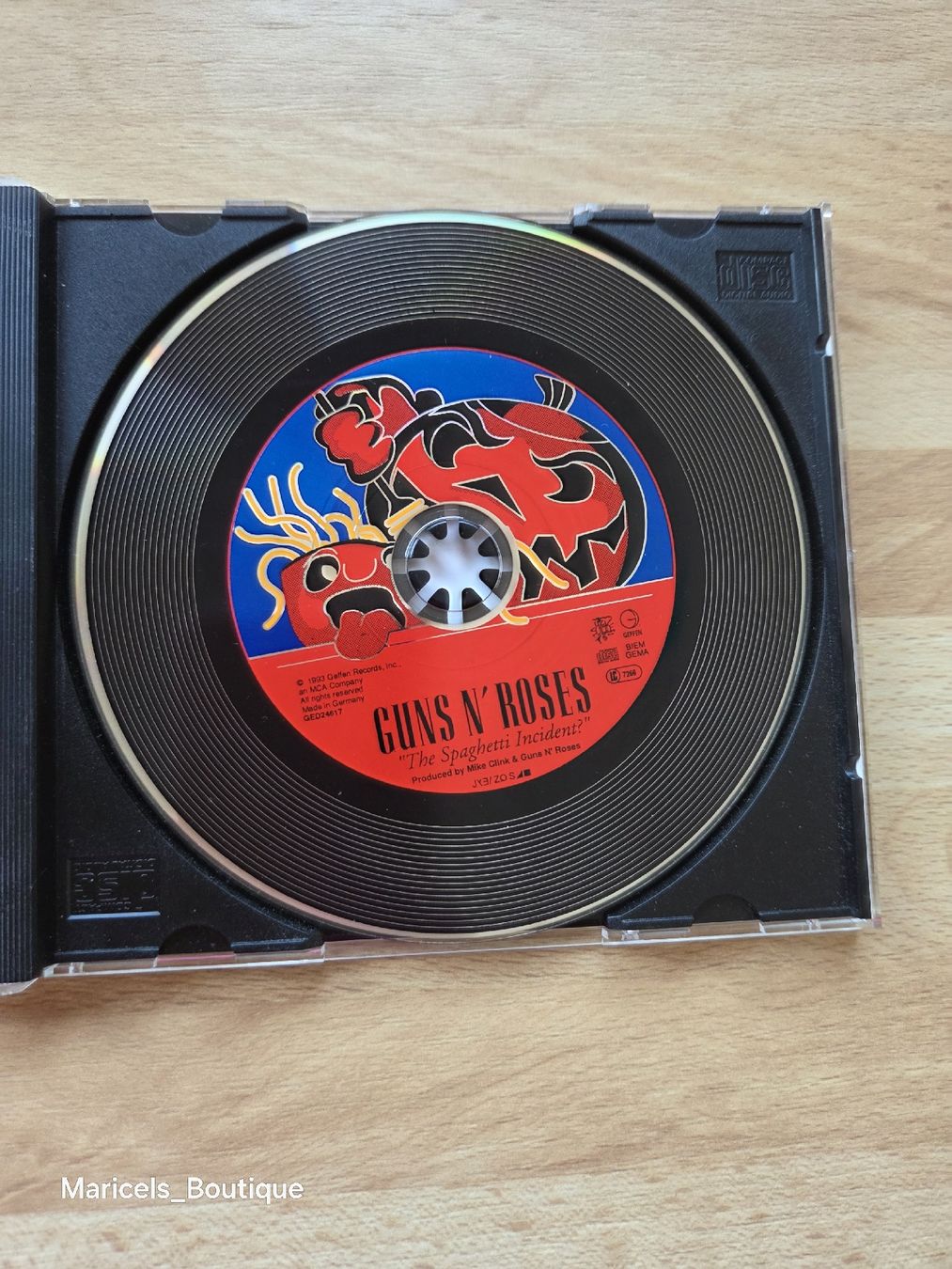 CD: Guns N' Roses The Spaghetti Incident CD – Usato da Winterthur venduto da Maricels_Boutique