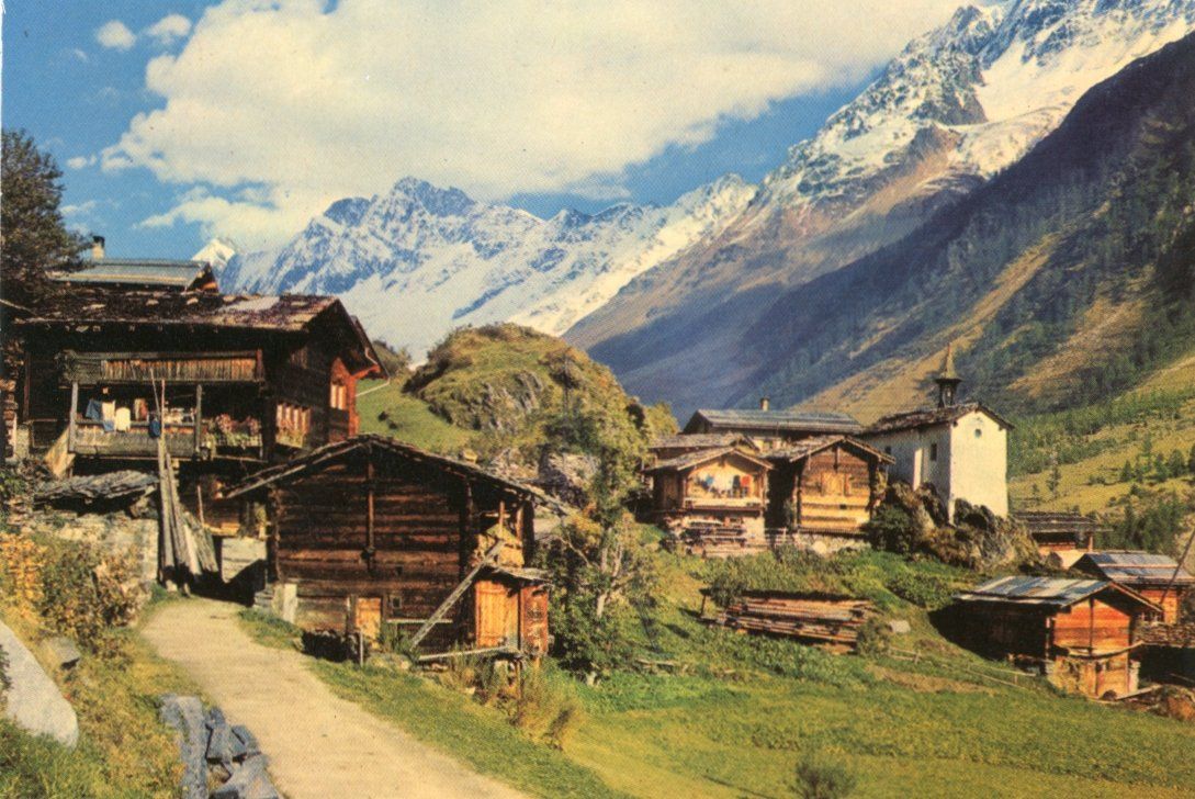 Cartoline postali: Eisten  VS  im Lötschental  mit Schinhorn – Usato da Brig venduto da Valcards54