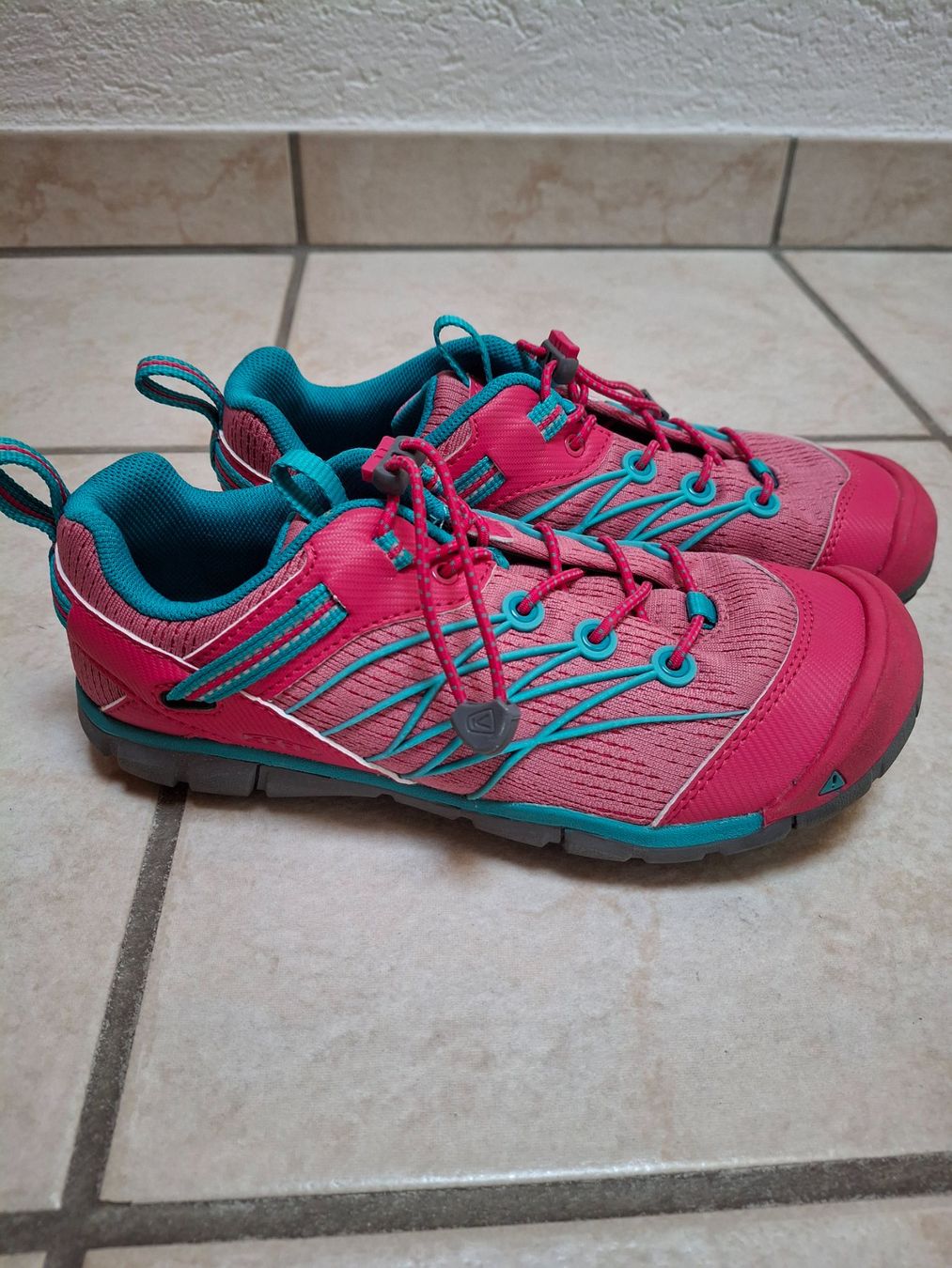 Keen Scarpe per ragazze: Keen Halbschuhe Grösse 36 – Usato da Wilderswil venduto da janabe