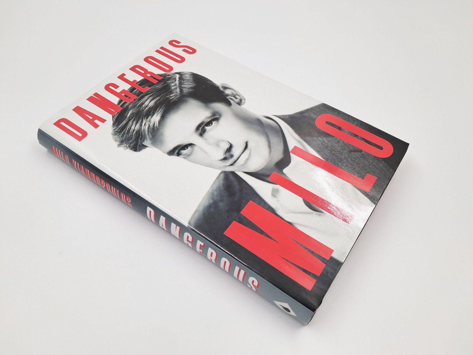 Bücher: Buch, Dangerous, Milo Yiannopoulos – Neu (gemäss Beschreibung) aus St. Gallen von cointec