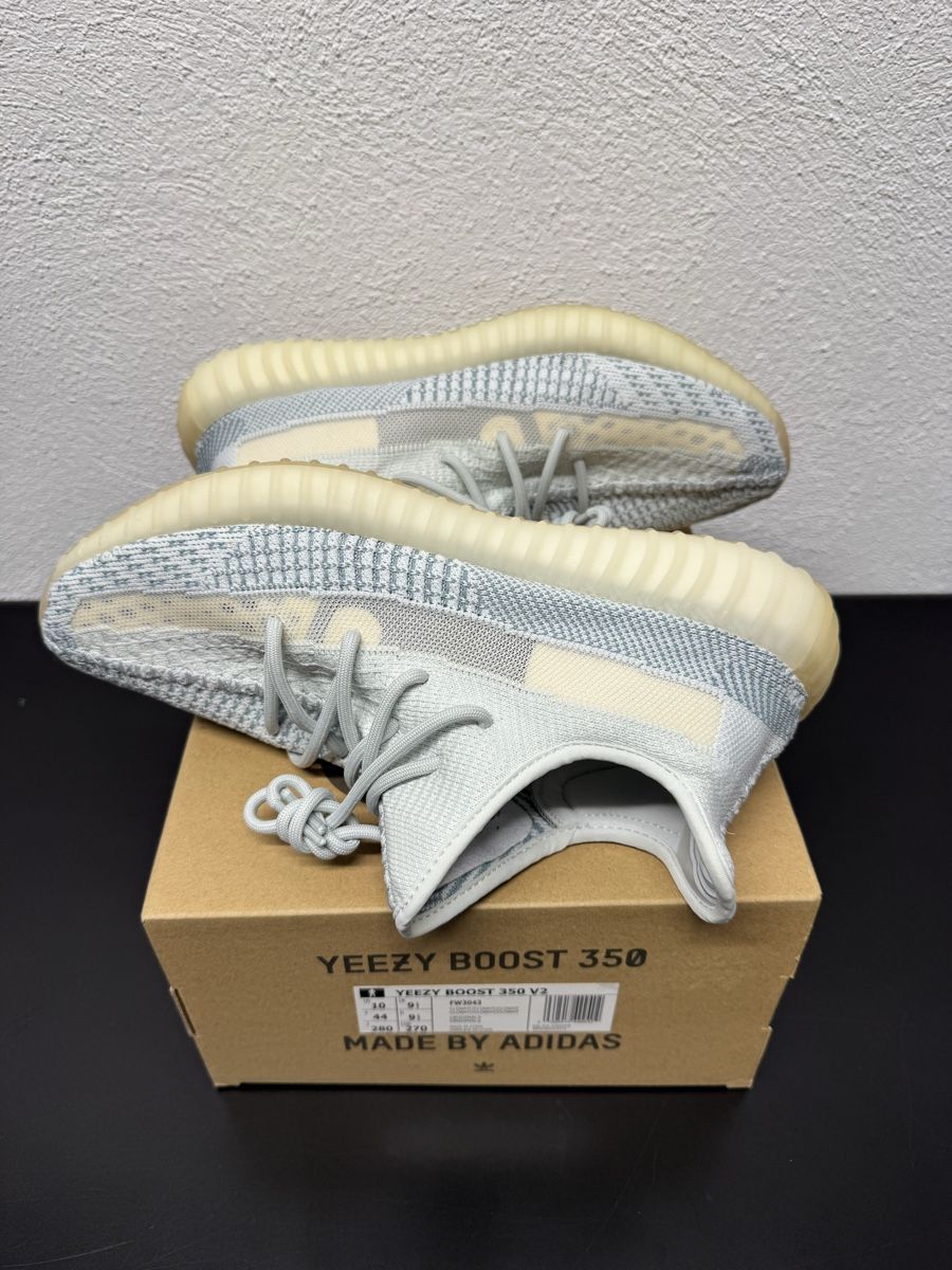 Adidas Herrenschuhe: Adidas Yeezy Boost 350 V2 taille 44 – Neu (gemäss Beschreibung) aus Vicques von JU_2824 3