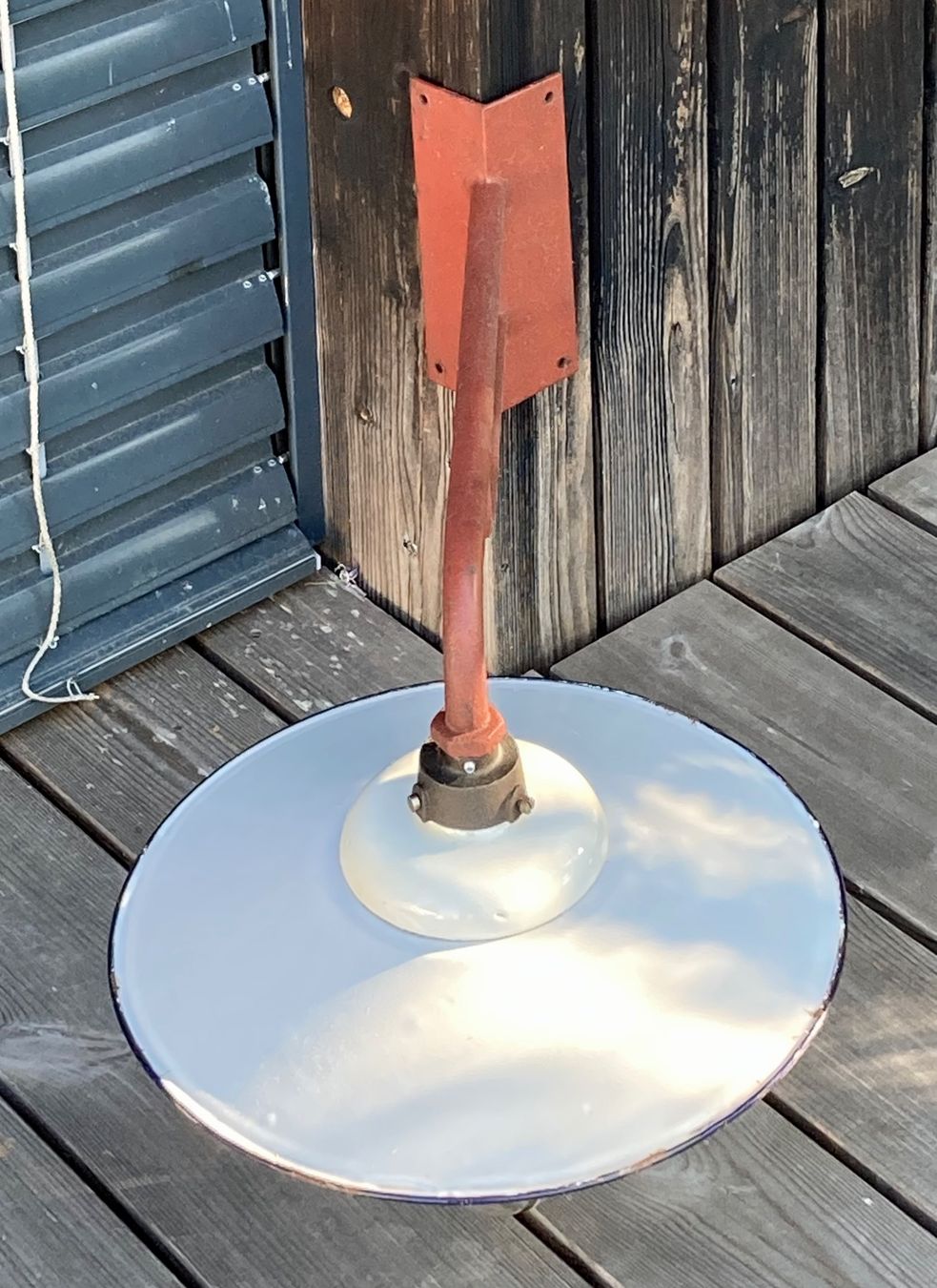 Lampade: einfache antike Industrie Aussenlampe / Wandlampe – Usato da Lüchingen venduto da Eeizo 1