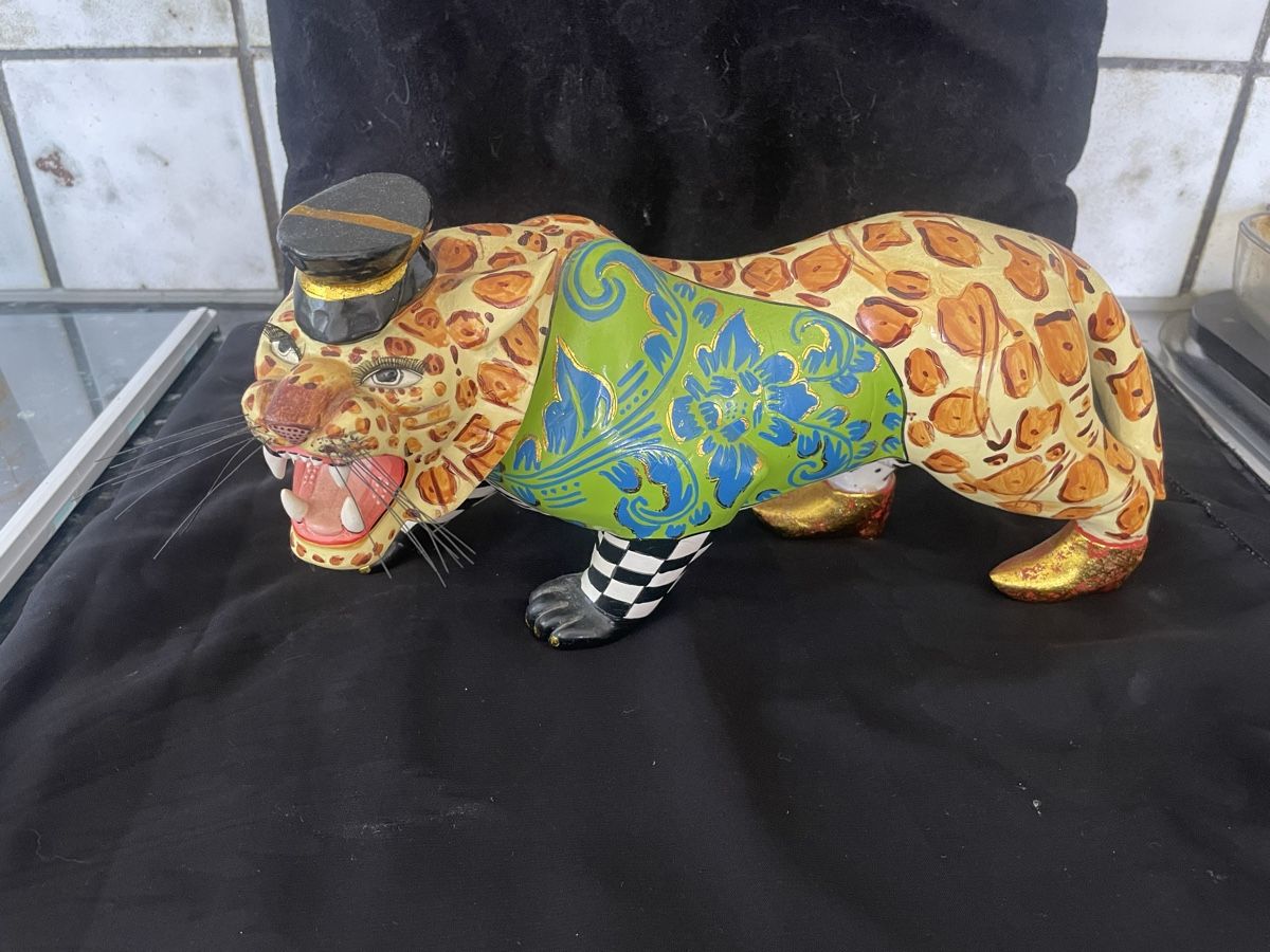 Statuette: Tiger Figur aus Holz – Usato da Münchwilen TG venduto da SeHuDoHu 1