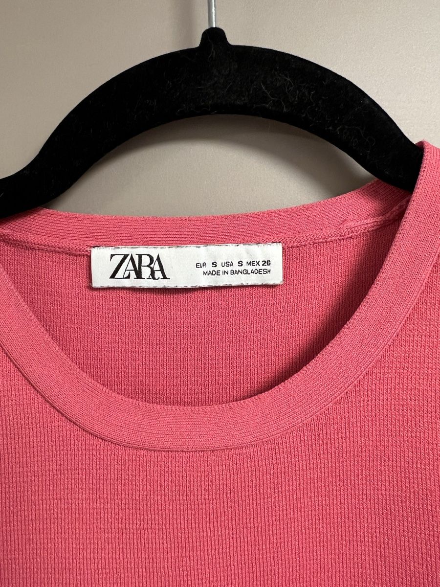 Zara Top: Pink Zara crop top – Usato da Prangins venduto da ale_f88f 1