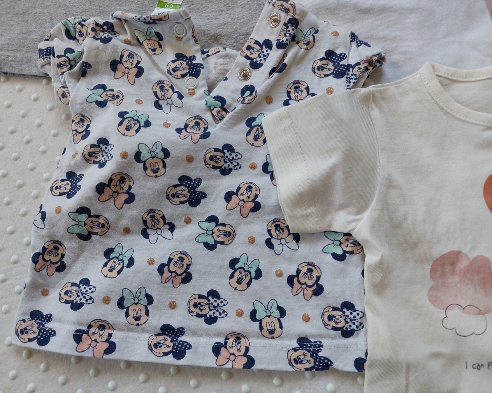 Kleiderpakete & -sets: 5 süsse Mädchen T-Shirts, Grösse 62/68 – Gebraucht aus Gysenstein von joshuas81 2