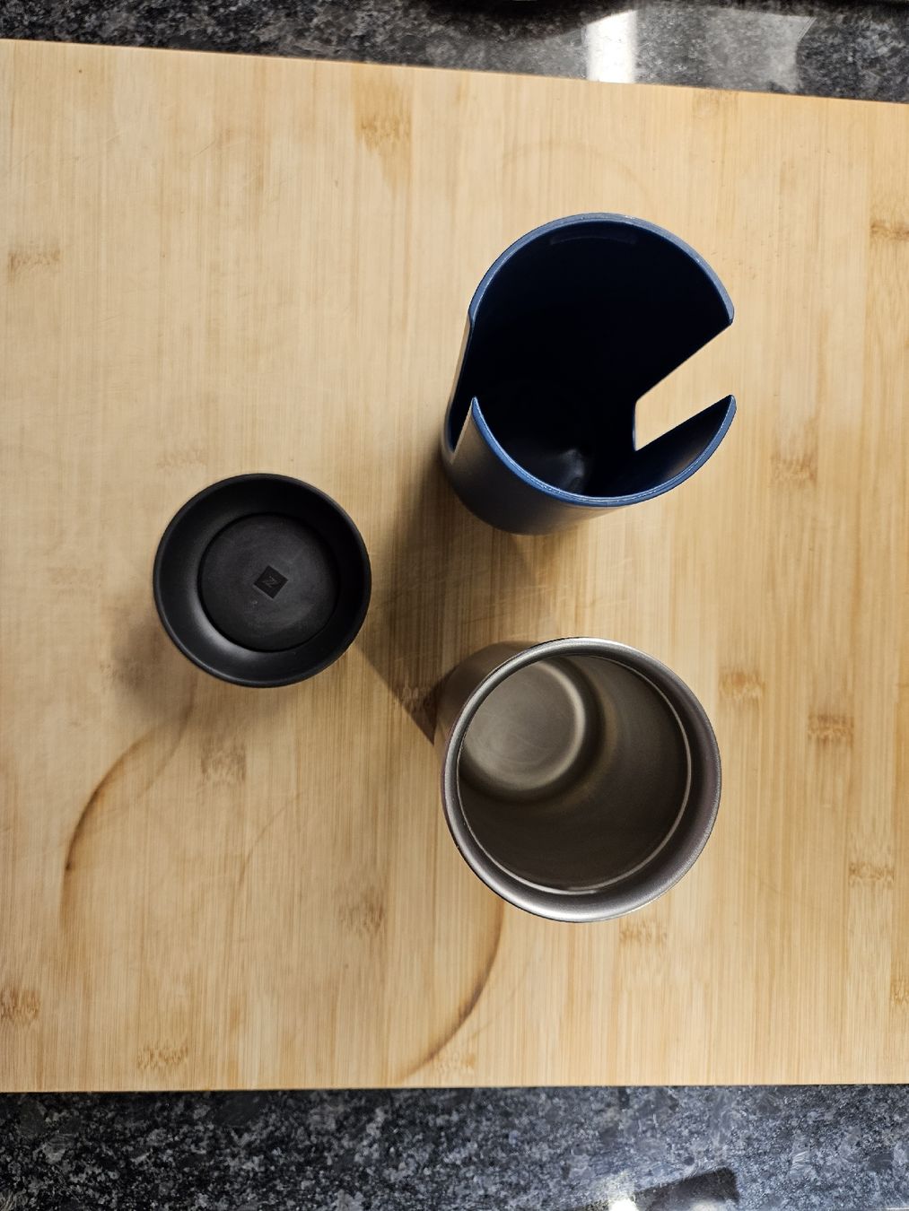 Nespresso Tazze: Nespresso Reisebecher Medium 400 ml – Usato da Lenzburg venduto da lau_nn7p 2