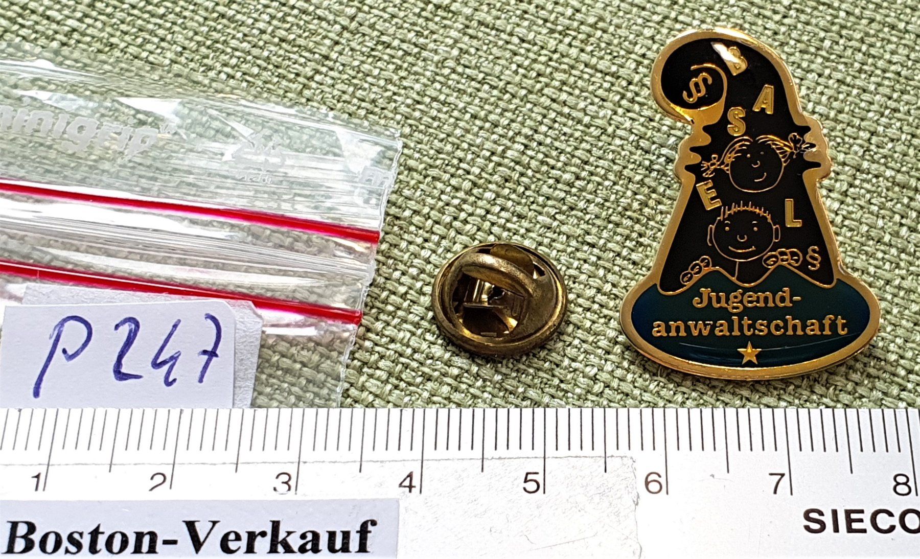 Plaketten & Abzeichen: P247 - Pin Basel Jugend-Anwaltschaft – Gebraucht aus Reinach BL von Boston-Verkauf 1