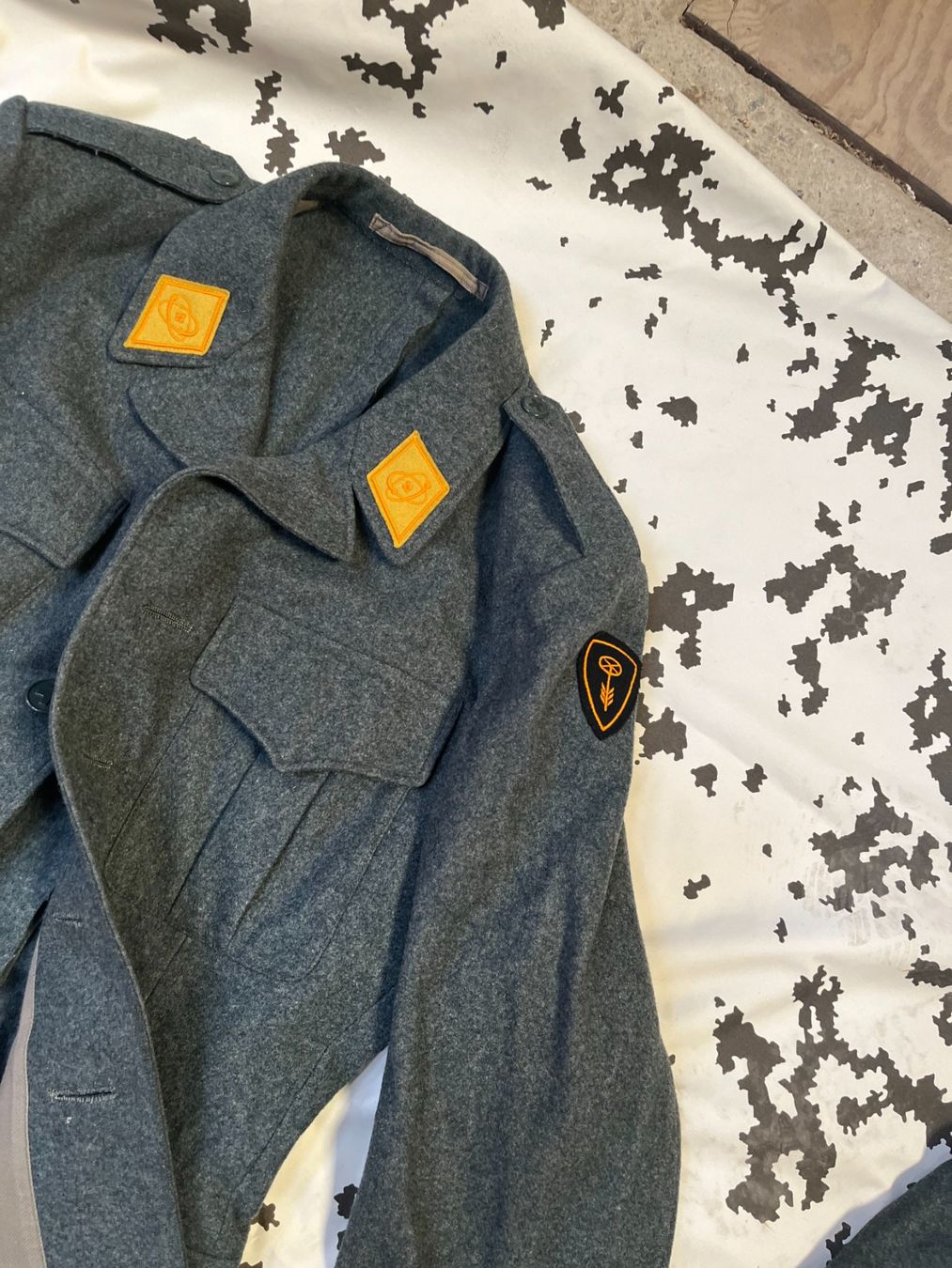Giacche: Original Schweizer Armee Uniform Jacke 48N – Usato da Schaffhausen venduto da aos_hv6l 2