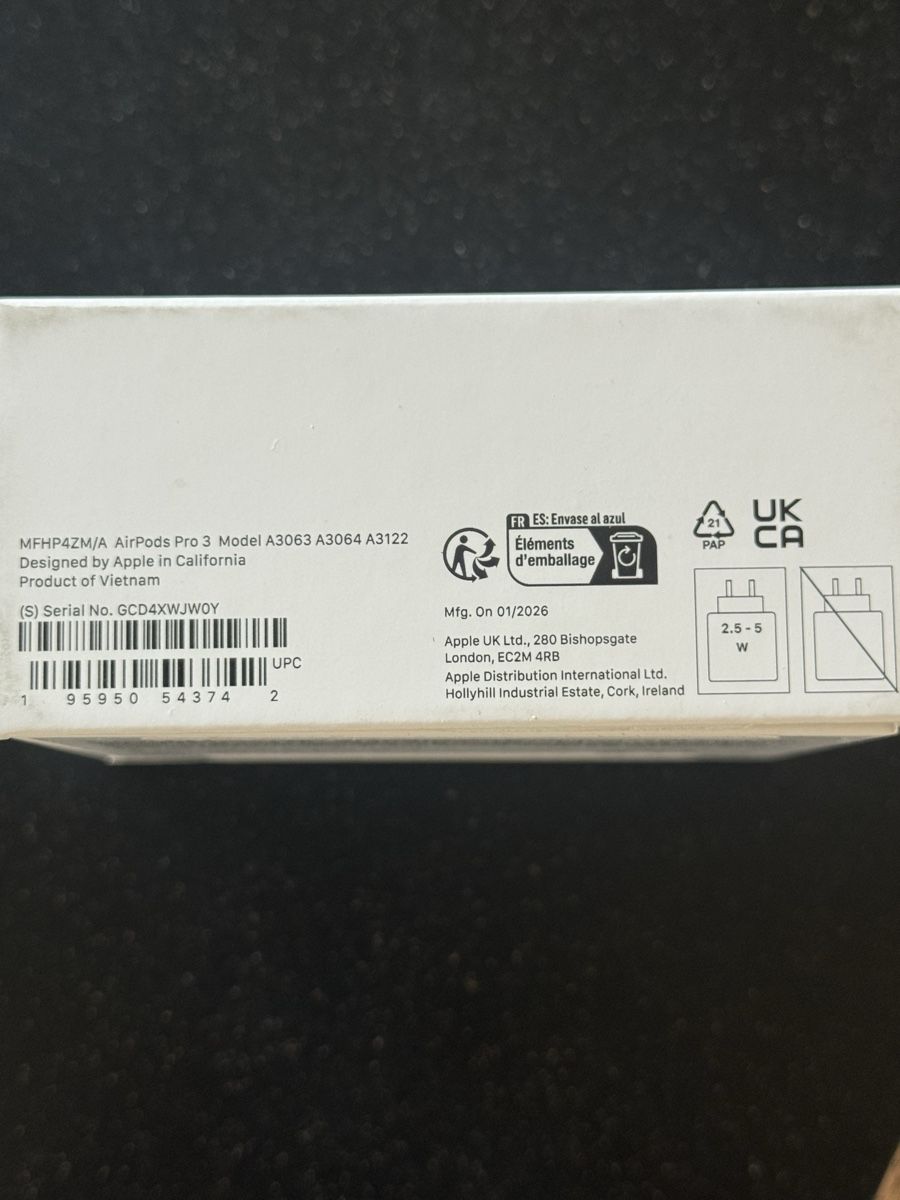 Apple Cuffie: Apple AirPods Pro 3 – Nuovo (secondo la descrizione) da Solothurn venduto da Gnaraloo 6
