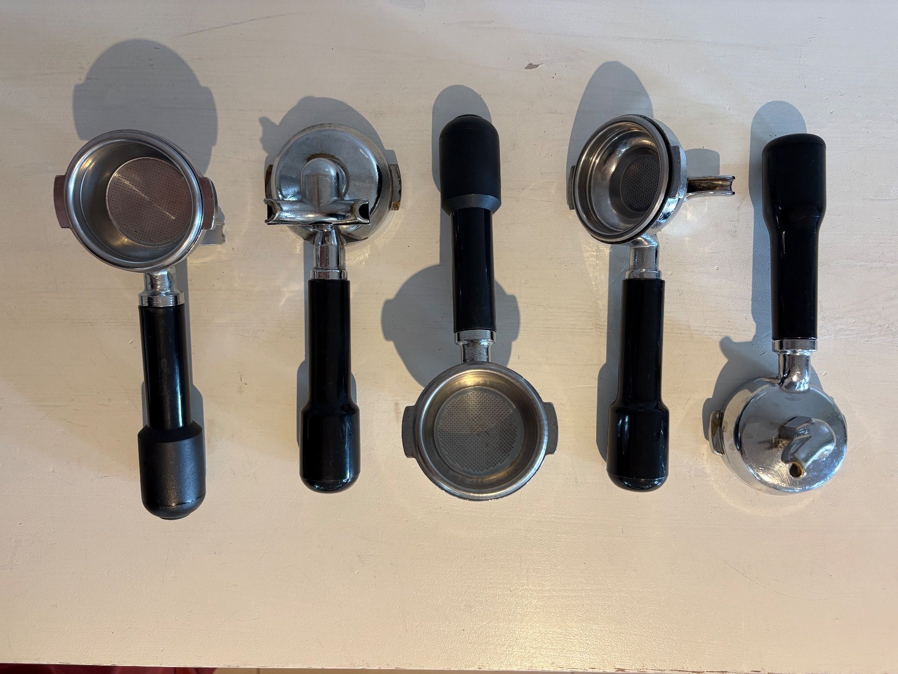 Macchine per caffè & Macchine per espresso: Professionelle Zweigruppen-Espressomaschine – Usato da Uhwiesen venduto da wer_kfw6 2
