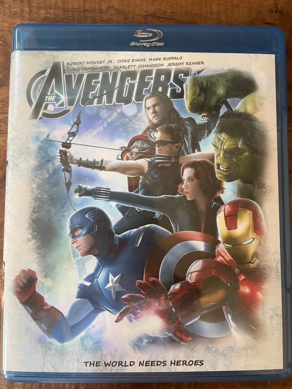 Tous les DVDs: Avengers (blu-ray) – Neuf avec emballage d'origine à Vevey par c_lathion