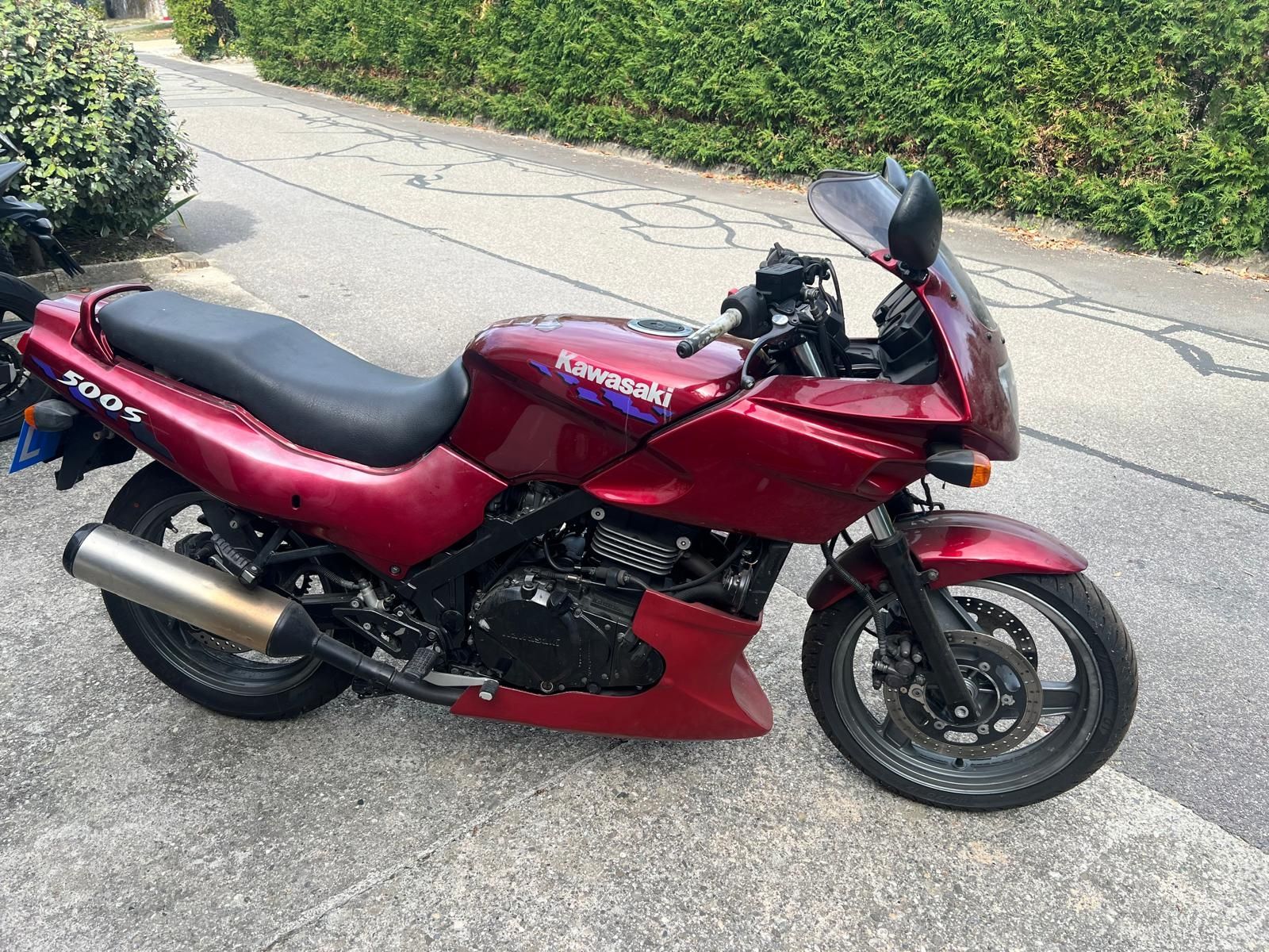 Kawasaki Touring: Kawasaki 500S – Défectueux à Ogens par T1A6O