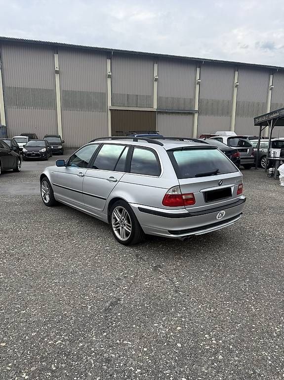 Automobili: Bmw 330xi Automatik – Usato da Ruggell venduto da Dadasli25 2