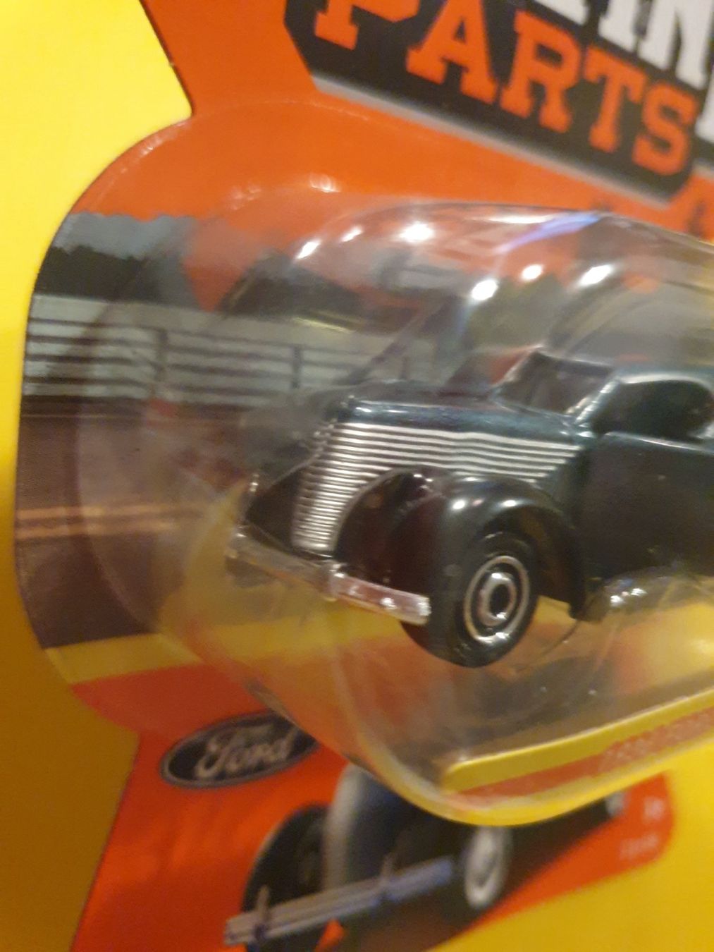 Matchbox Modellini d'auto: Matchbox 1936 FORD SEDAN CUSTOM – Nuovo e nell'imballaggio originale da Oftringen venduto da Rotor 5