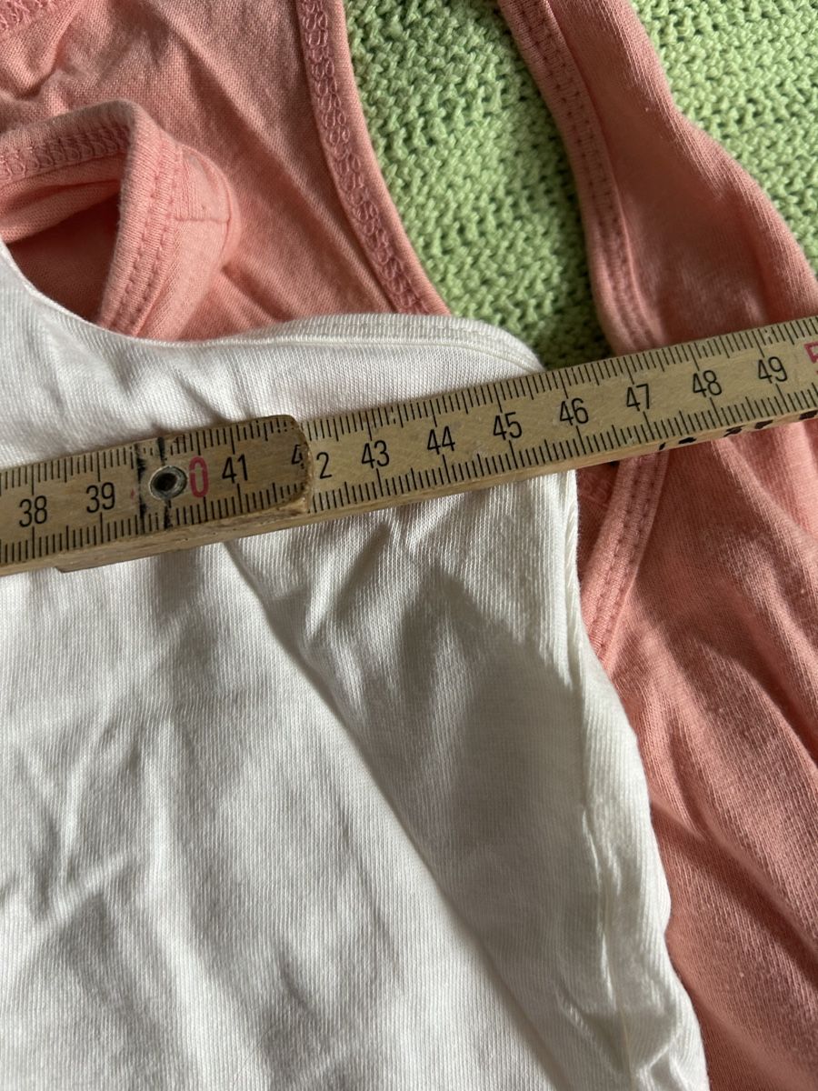 T-shirt: 2  Tank Shirt – Usato da Rüti ZH venduto da Masken 2