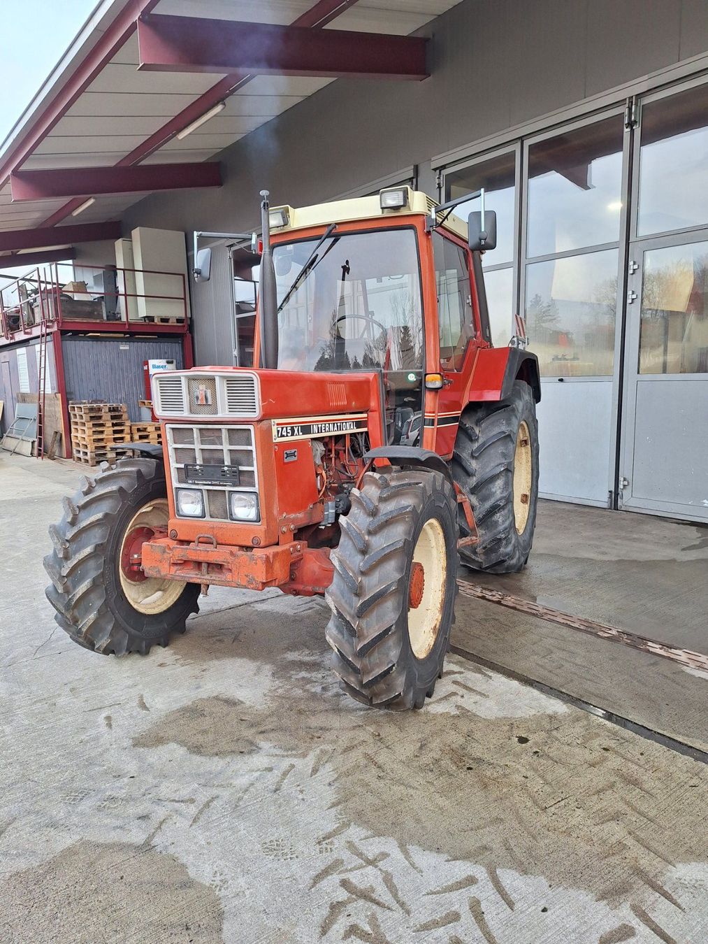 IHC Trattori: IHC 745AXL – Usato da Grossaffoltern venduto da GBLT_Grossenbacher