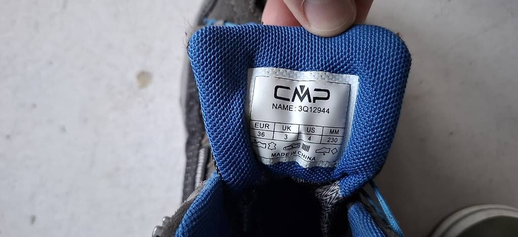 Herrenschuhe: Scarponi CMP taglia 36 – Gebraucht aus Ludiano von Danielsan 2
