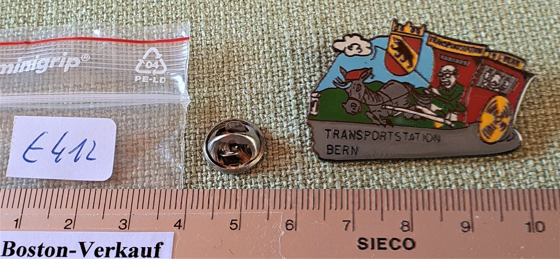 Placchette & Badge: E412 - Pin Polizei Transportstation Bern – Usato da Reinach BL venduto da Boston-Verkauf 2