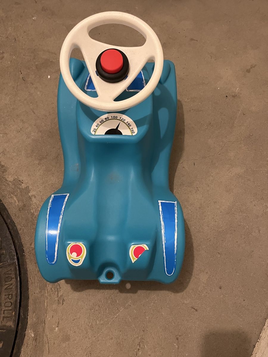 Veicoli per bambini: Bobby-Car blau gebraucht mit Aufklebern – Usato da Winterthur venduto da jea_y725 2