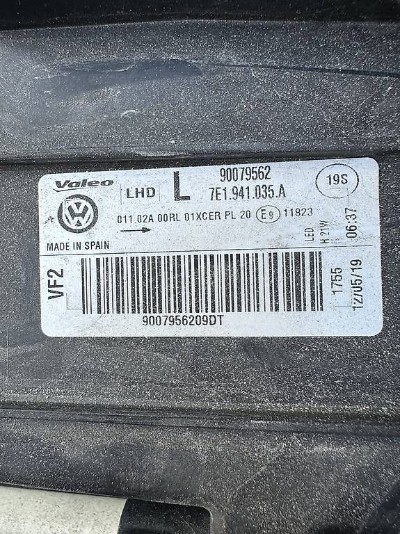 Fari: VW T6 Scheinwerfer – Usato da Grenchen venduto da TopOcc01 4