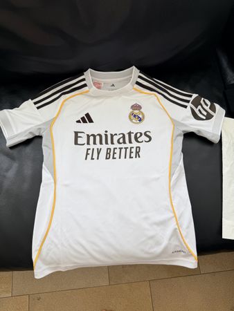 Real Madrid T-Shirt Adidas Gr.152 neu