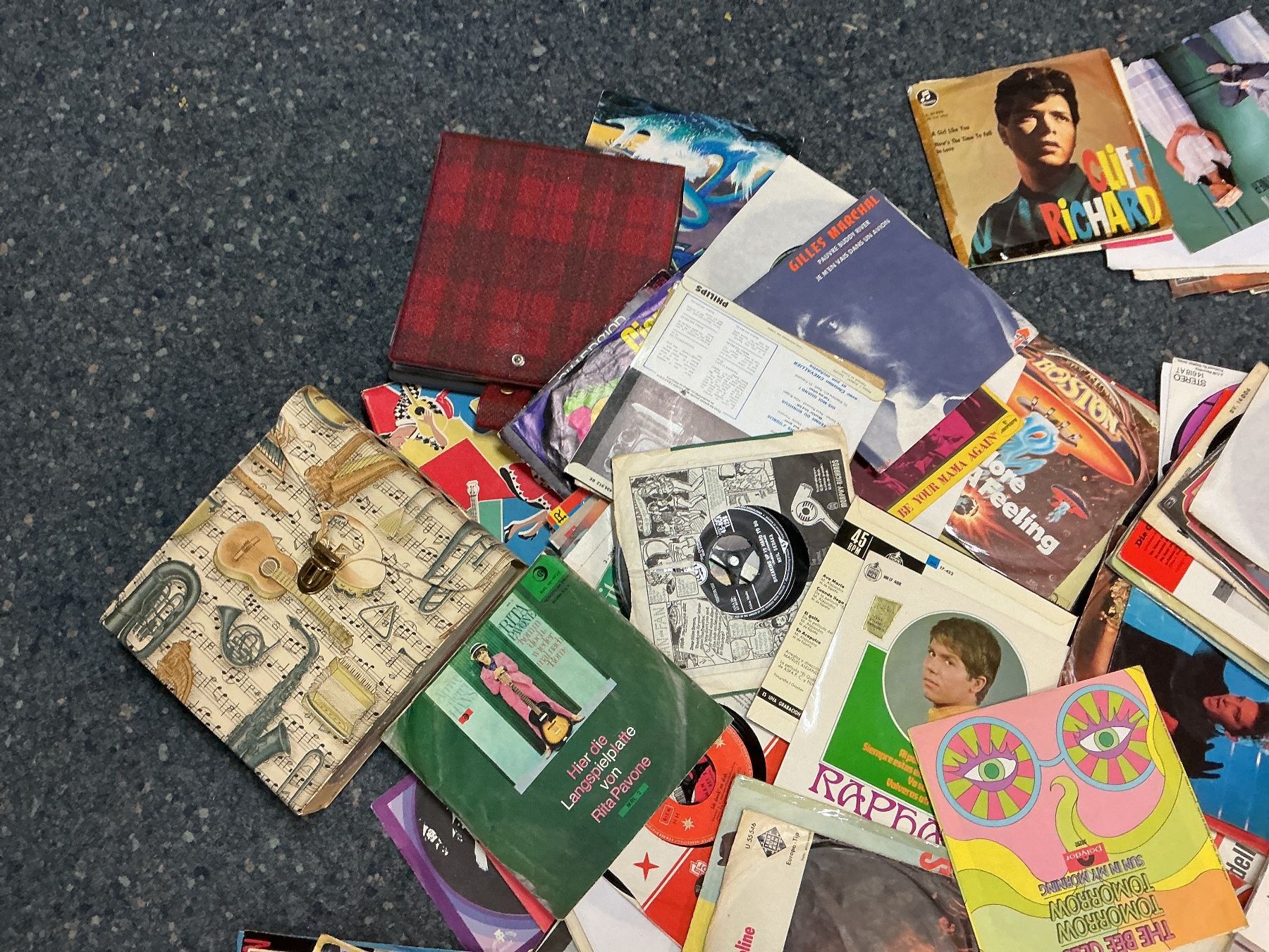 Dischi in vinile: Lot Singles – Difettoso da Bern venduto da vielerart 1