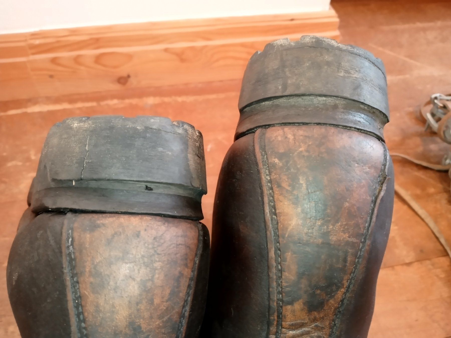 4Riders Scarpe da uomo: Militarschuhe Schweizer Armee grosse 29 – Usato da Prez-vers-Siviriez venduto da Monija70 4